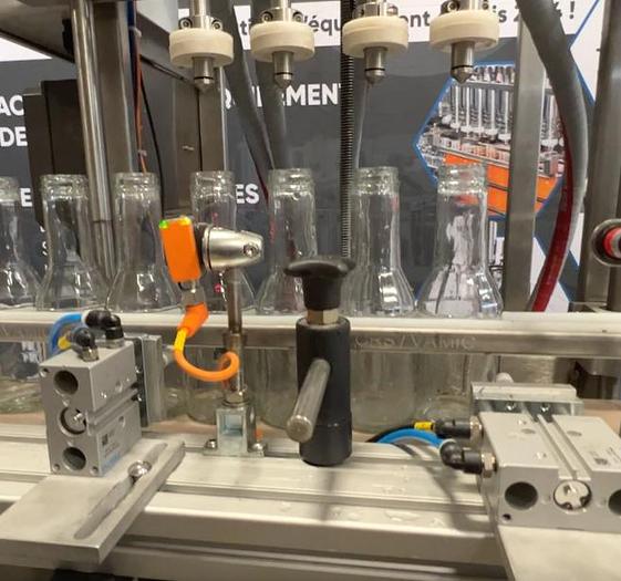 AEVOS FB04-3A - Remplisseuse automatique Flow-back à 4 bus