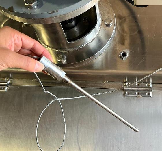 D'occasion 400 L Stainless steel mixing tank with mezzanine