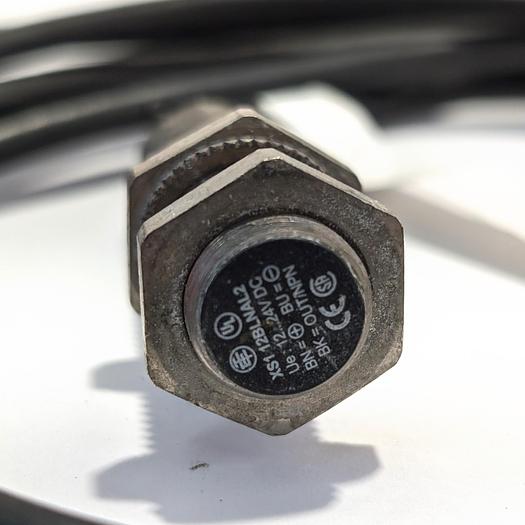 Used Schneider Electric's Square D XS1 12BLNAL2