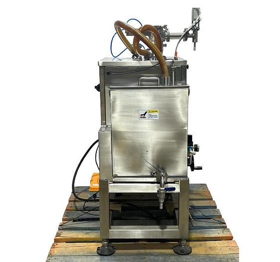 D'occasion  Semi-automatic piston filler