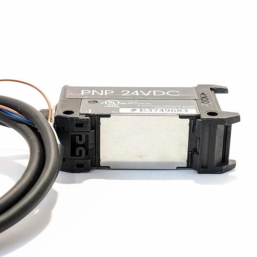 Used KEYENCE CORPORATION  PX-10P