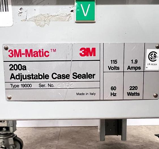Used 3M-Matic 200A - Tapeuse/scelleuse à boîtes semi-automatique dessus