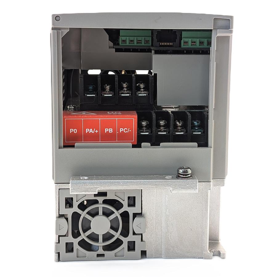 Used Telemecanique  ALTIVAR 31 ATV31H075S6X