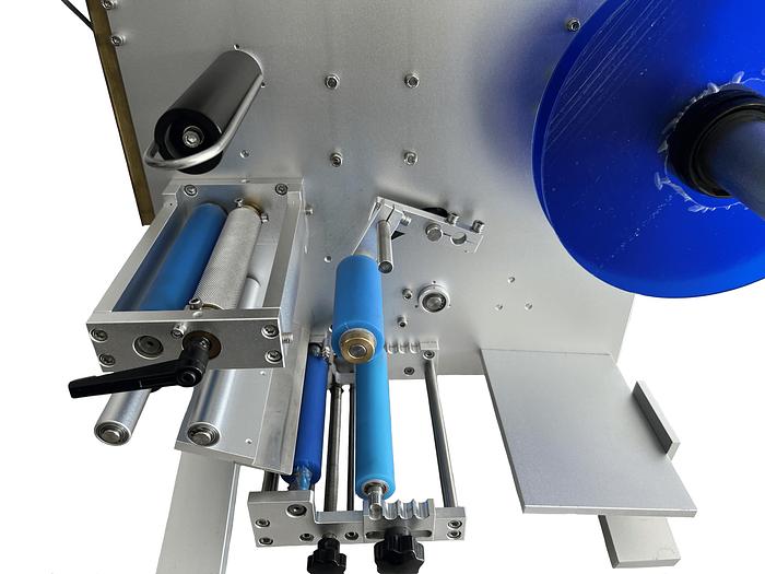 Used FH-130 - Semi-automatic labeler