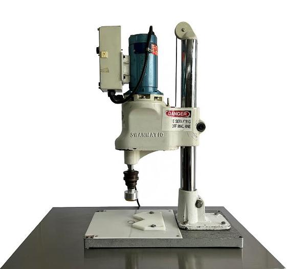 D'occasion SWAN-MATIC CAP-MASTER - Bouchonneuse semi-automatique