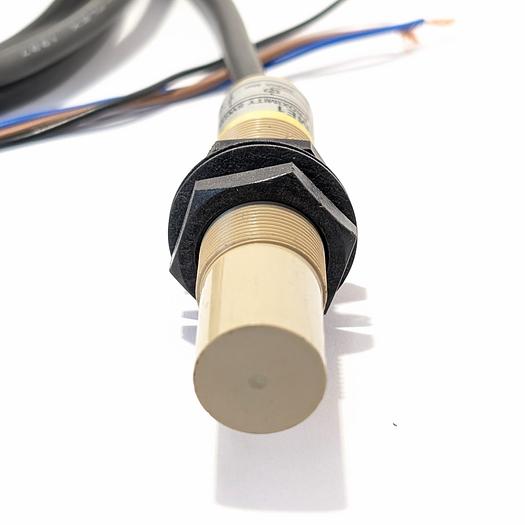 Used OMRON E2K-X8ME1