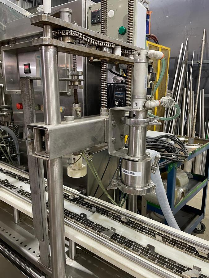 Used Control GMC FDS2500 - Ligne de remplissage de gobelets et barquettes