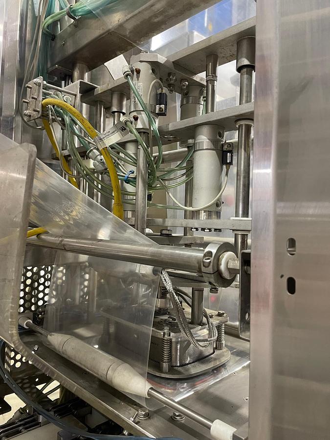 Used Control GMC FDS2500 - Ligne de remplissage de gobelets et barquettes