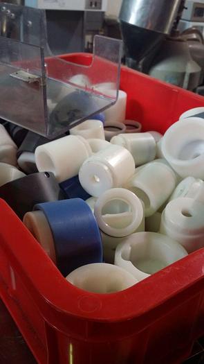 Used VIAPACK SOLUTION VP Gear Capper/Filler