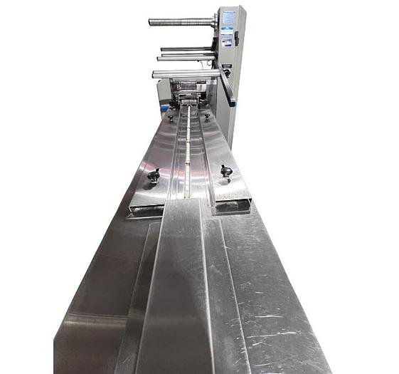 Used DOBOY STRATUS WRAPPER -  Emballeuse horizontale inversée