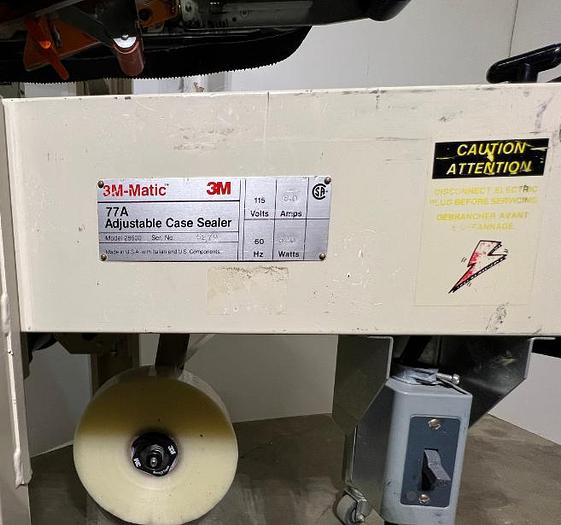D'occasion 3M-Matic 28600 - Tapeuse/scelleuse à boîtes semi-automatique dessus & dessous