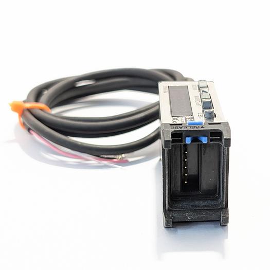 Used KEYENCE CORPORATION  PX-10P