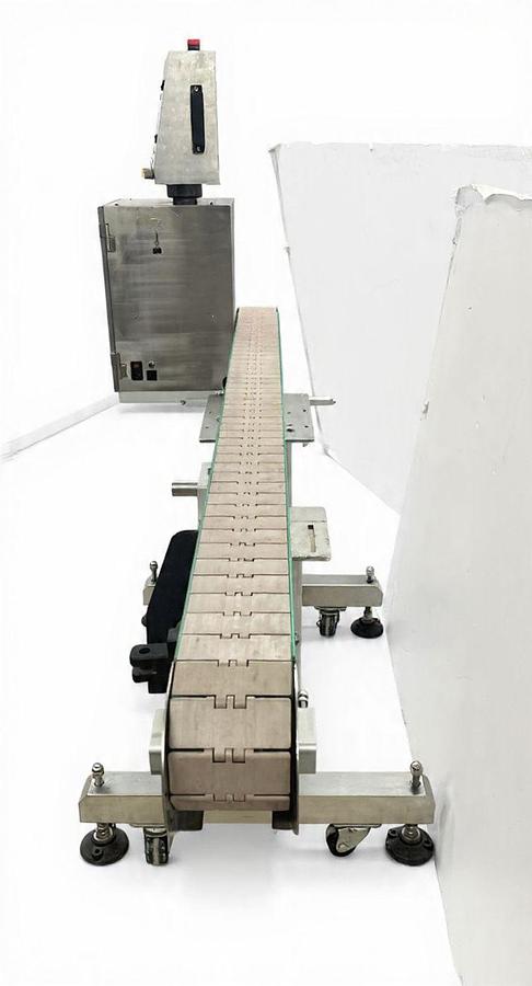 Used Convoyeur à chaîne TableTop 76'' x 4''