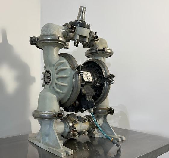 D'occasion SANDPIPER PB 1 1/2-A - Diaphragm pump