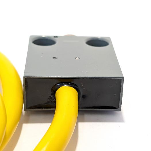 Used SCHNEIDER ELECTRIC SQUARE D MS01S0100