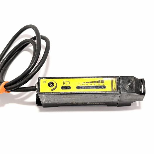 Used BANNER ENGINEERING D12SN6FV