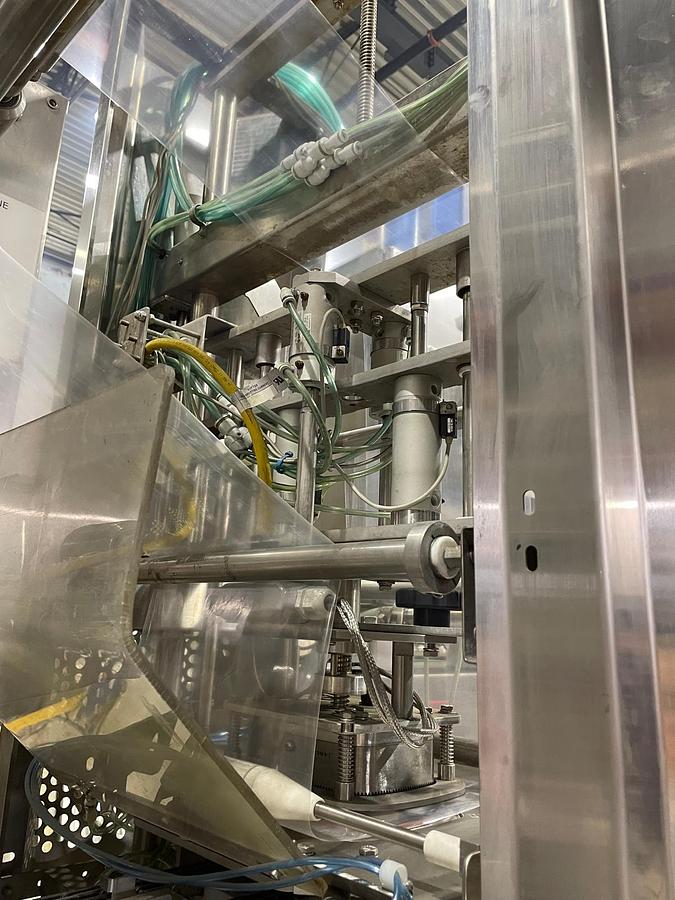 Used Control GMC FDS2500 - Ligne de remplissage de gobelets et barquettes