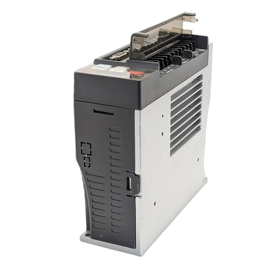 Used AC SERVO MOTOR YD0421KCF0878