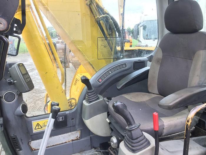 Usato 2006 JCB JS190 NLC TA