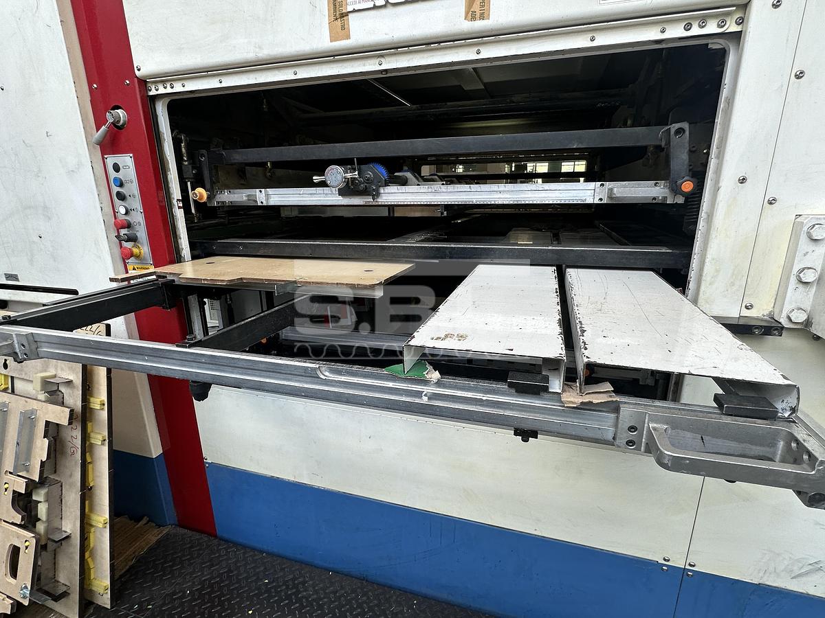Used Young Shin Giant DS 1300x1800 with EZ Feeder