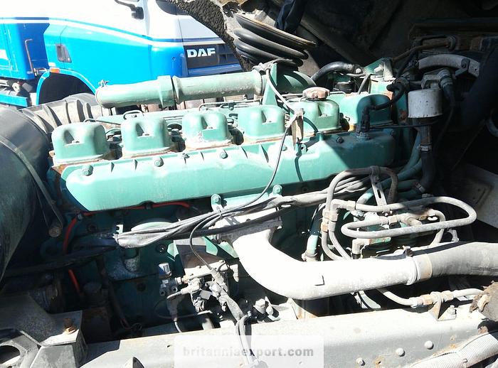 Used 1994 VOLVO F12 400 tractor unit
