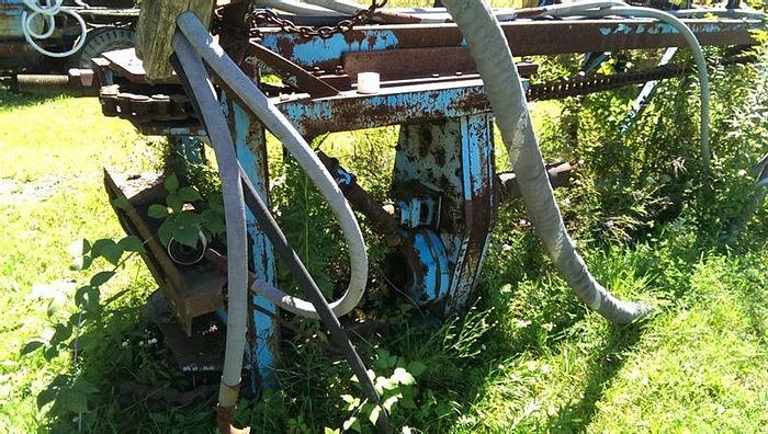 Used 1976 Driltech D40K Drill Rig