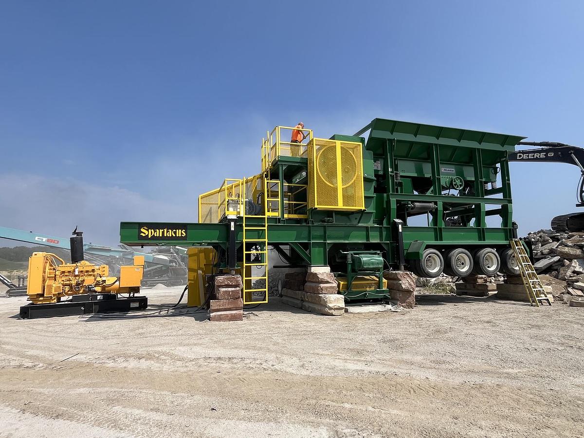 Portable 54" x 32" Jaw Crusher