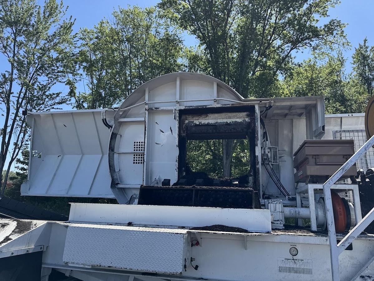 Used 2023 Diamond Z DZT 1248B Tub Grinder