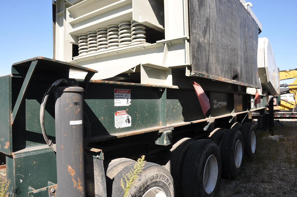 Refurbished Lippmann 30" x 62" 3062J Jaw Crushing Plant