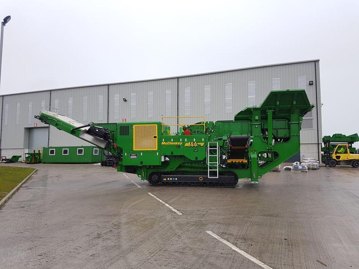 McCloskey I44v3 Impact Crusher