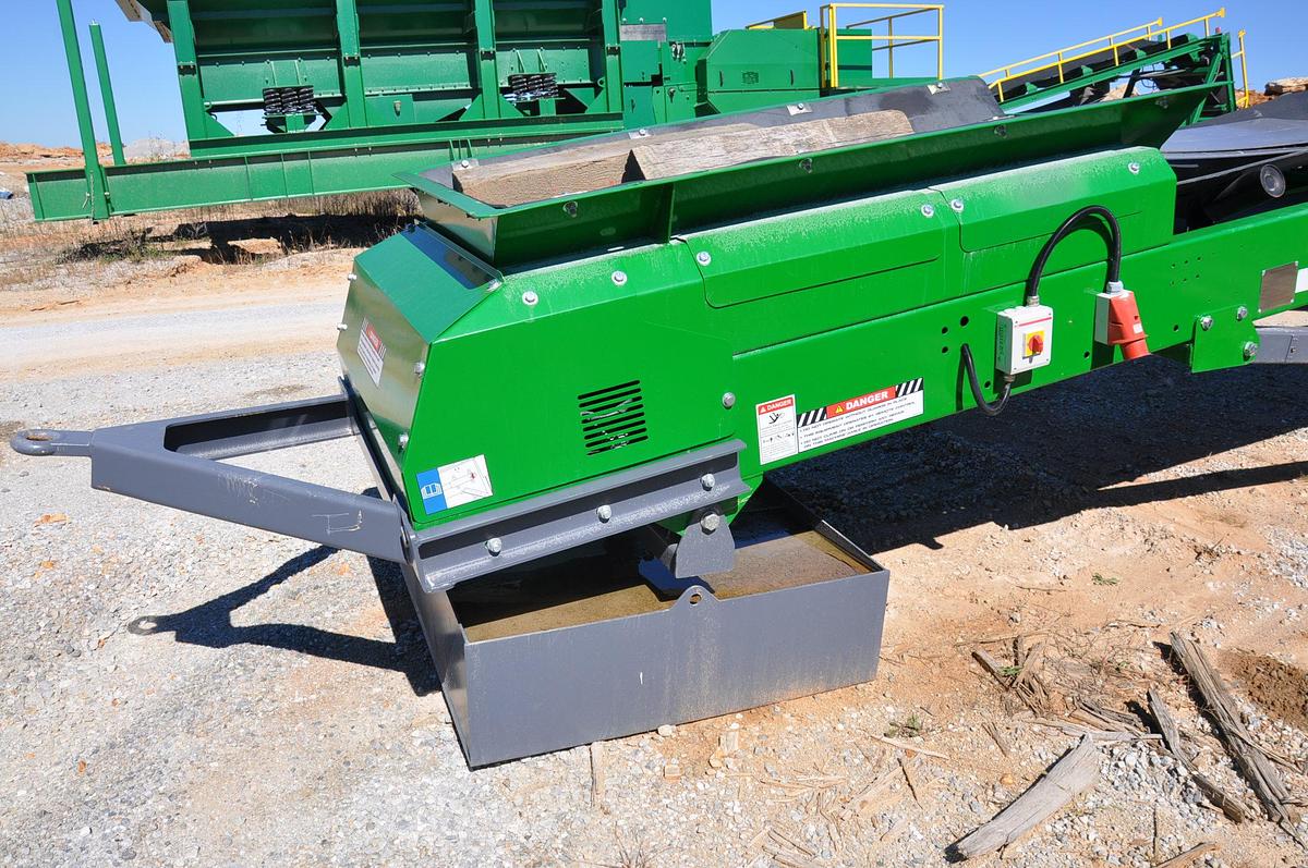 EC-50 McCloskey Conveyor