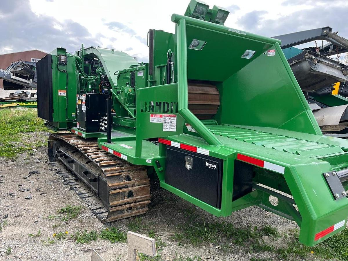 8090T Bandit Chipper