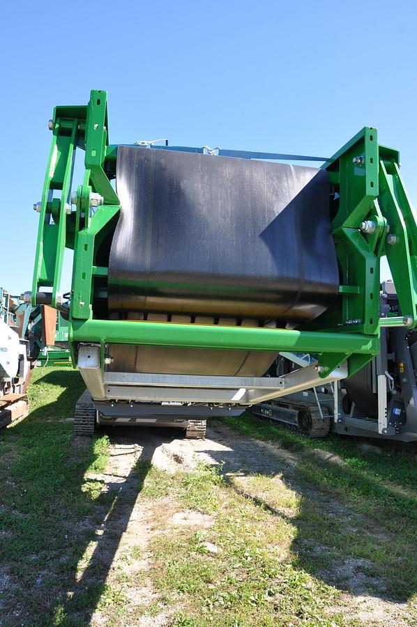 EF80 SF80 McCloskey Environmental Hopper-Feeder