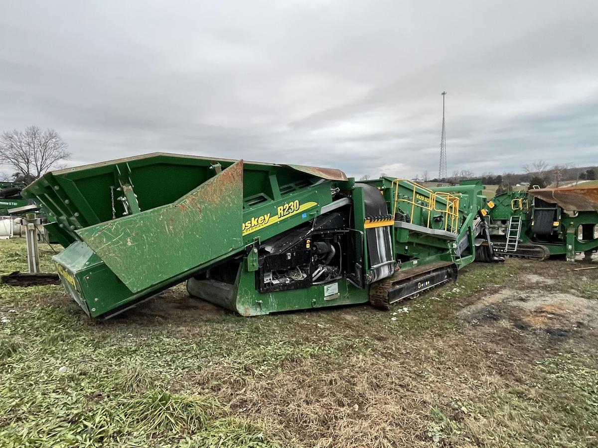 Used MCCLOSKEY R230