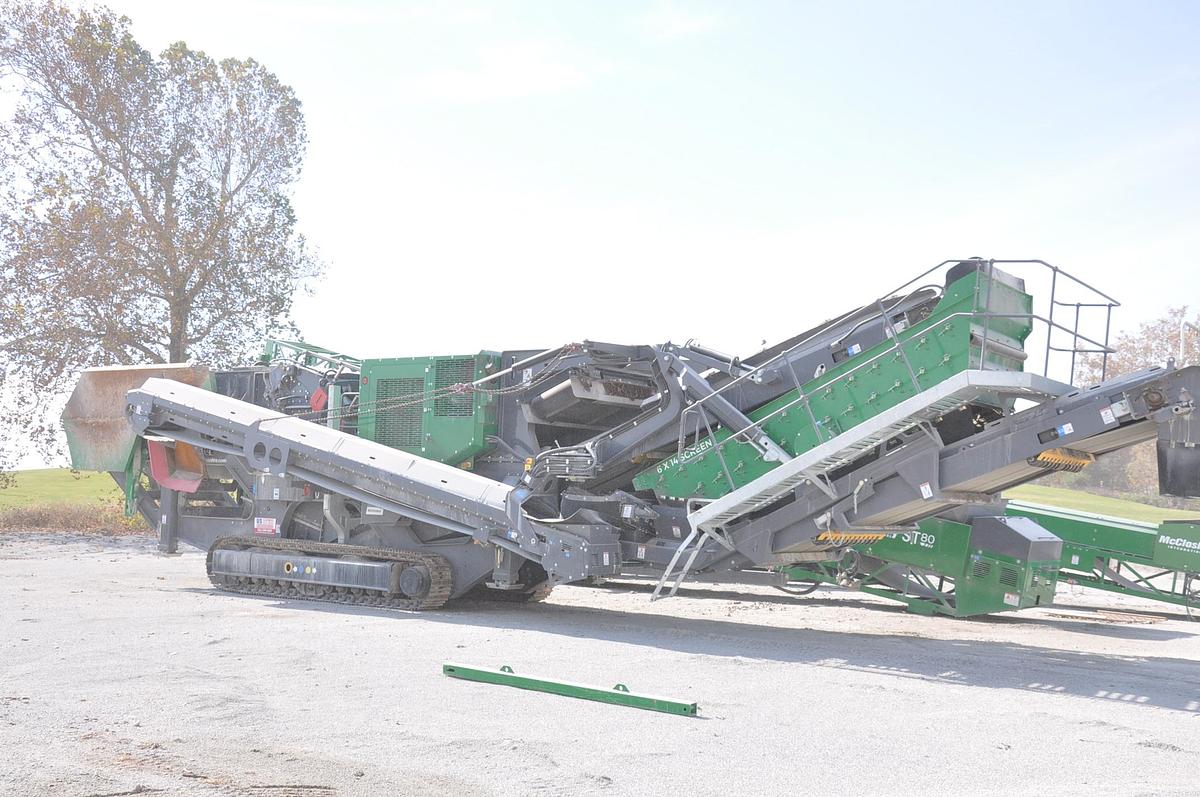Used 2025 MCCLOSKEY I44RV3HD
