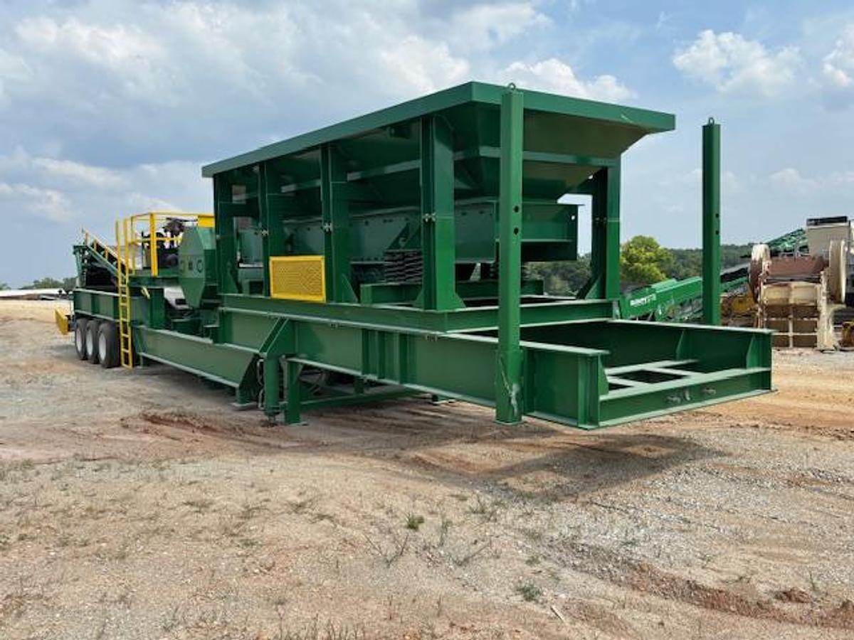 New Portable 24" x 40" (J40) McCloskey Jaw Crushing Plant