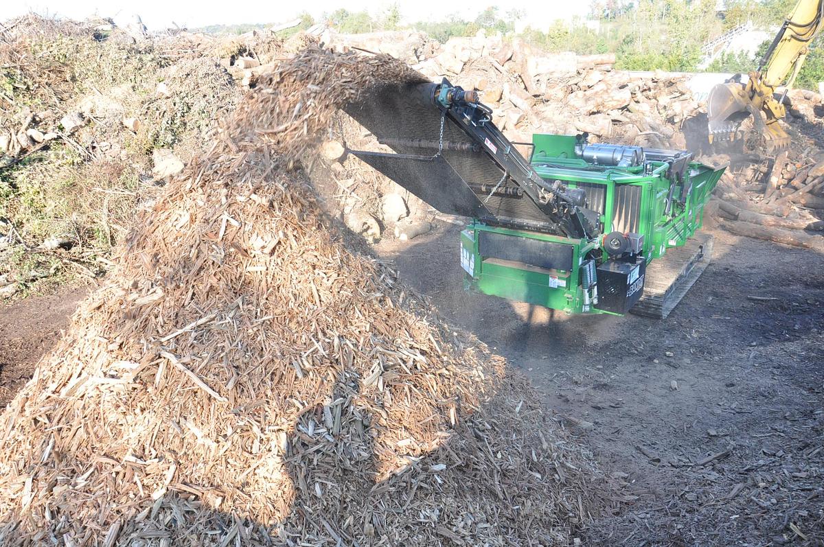 HM 6420 Bandit Horizontal Grinder