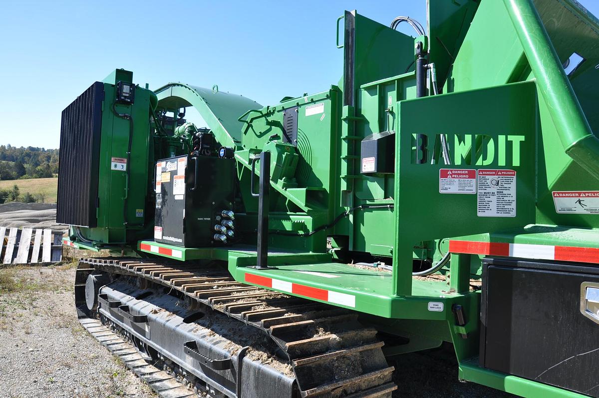 New 3090T Bandit Chipper