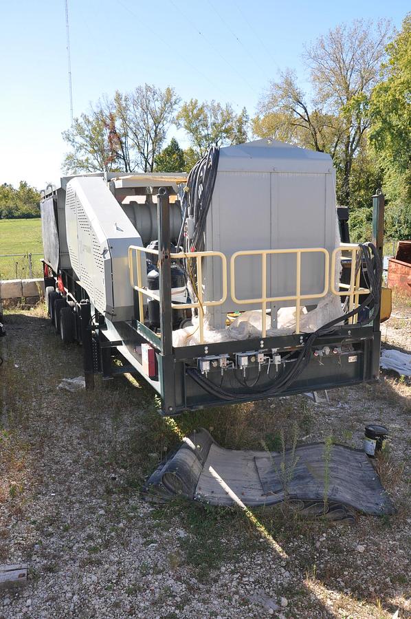 Refurbished Lippmann 30" x 62" 3062J Jaw Crushing Plant