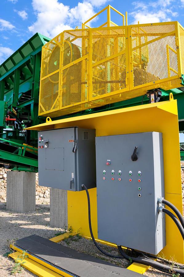 Wheeled Portable 32x54 Jaw Crusher Plant