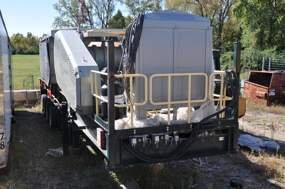 Refurbished Lippmann 30" x 62" 3062J Jaw Crushing Plant