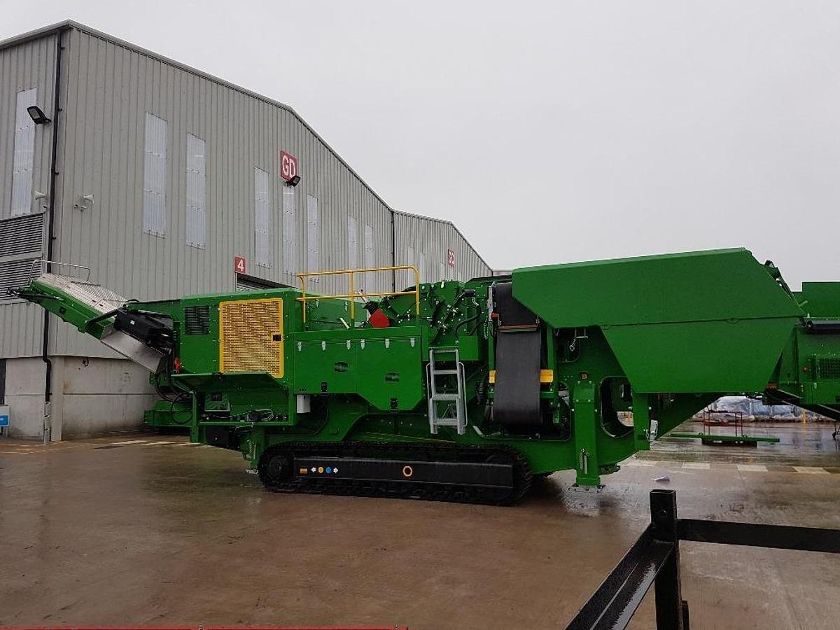 McCloskey I44v3 Impact Crusher