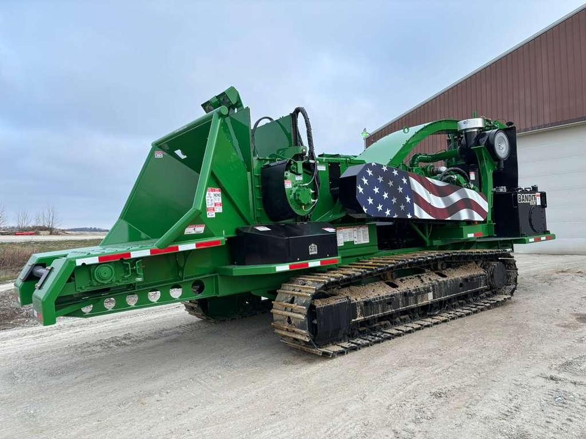 3040T Bandit Tracked Portable Chipper