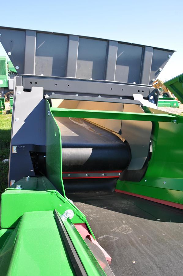 EF80 SF80 McCloskey Environmental Hopper-Feeder