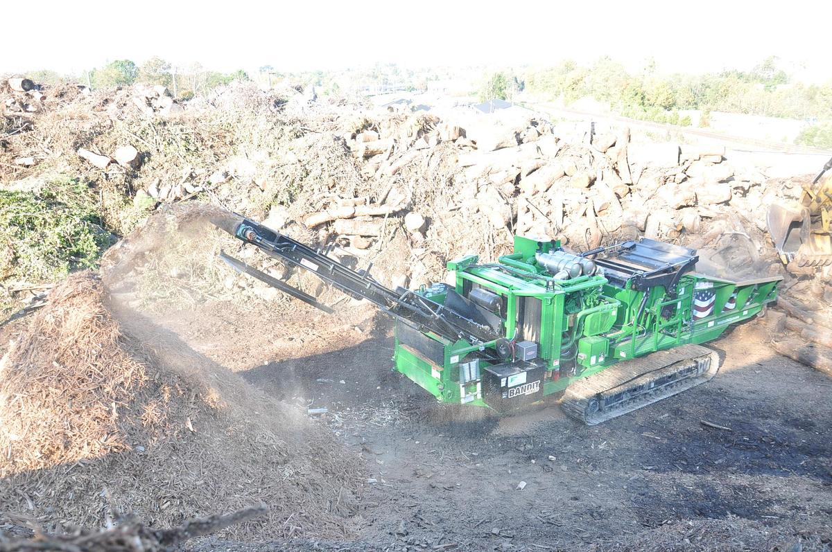 HM 6420 Bandit Horizontal Grinder