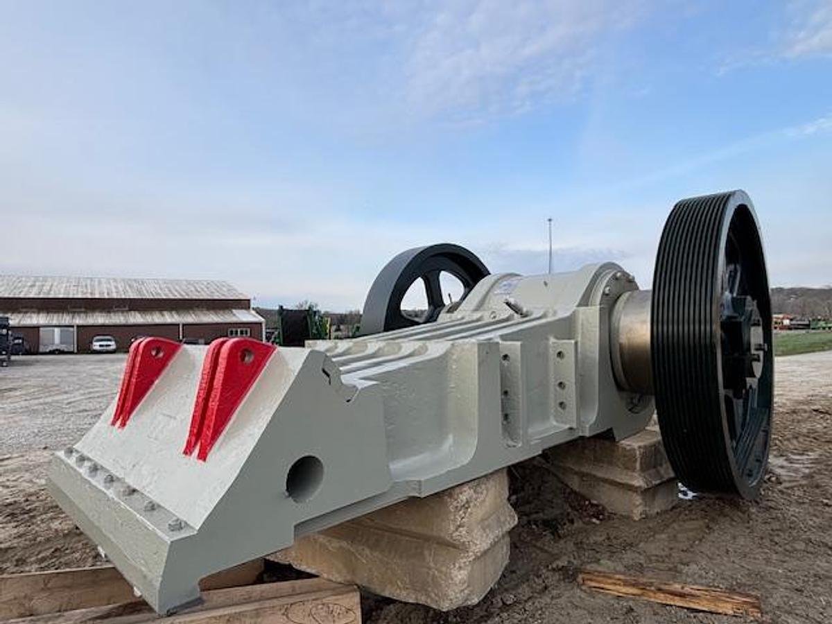Lippmann 50"x 62" 5062J Jaw Crusher