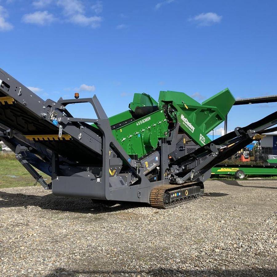 McCloskey R70 Screen on Tracks