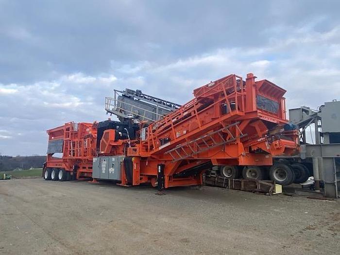 Usado 2021 EAGLE CRUSHER ULTRAMAX 1200-25CC