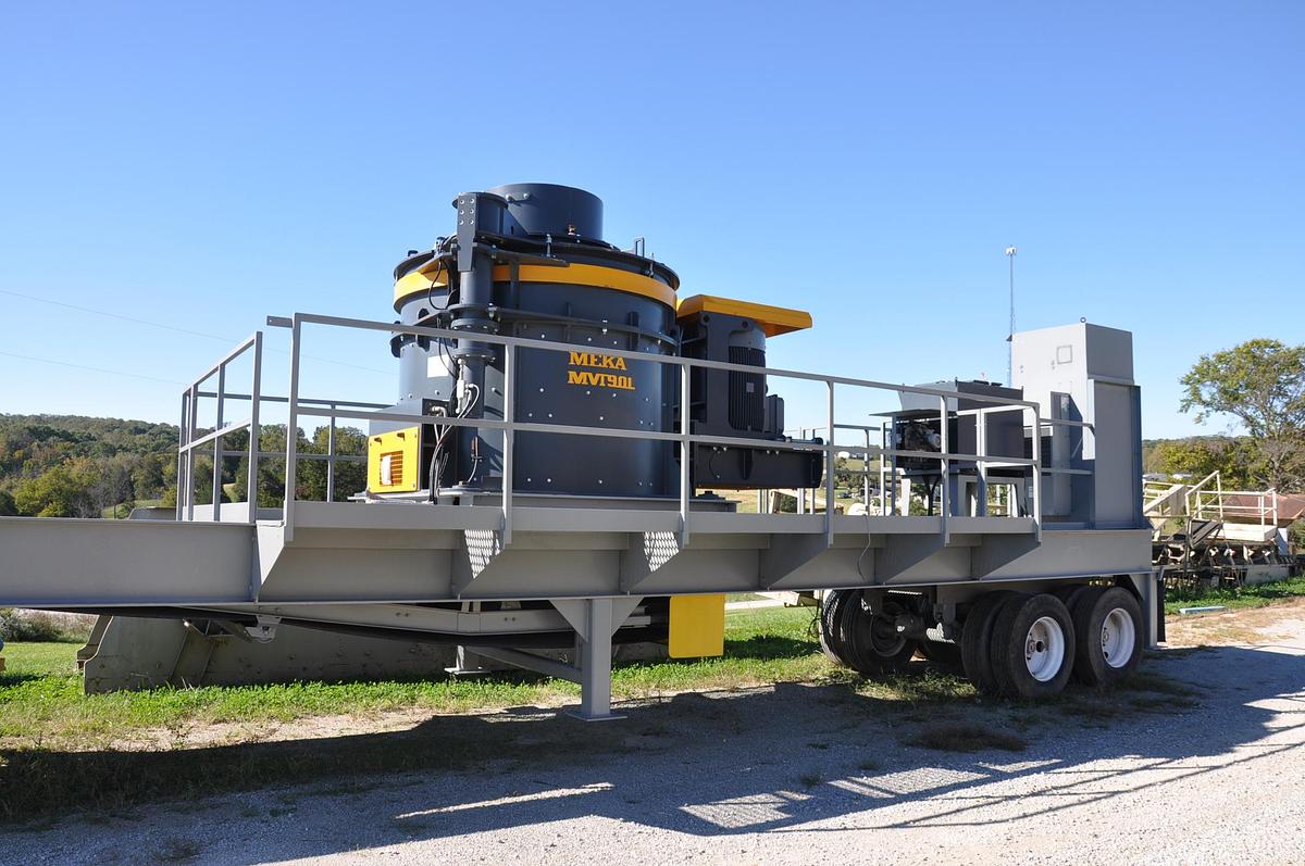 Wheeled Portable VSI Vertical Shaft Impact Crusher Meka MVI 90L