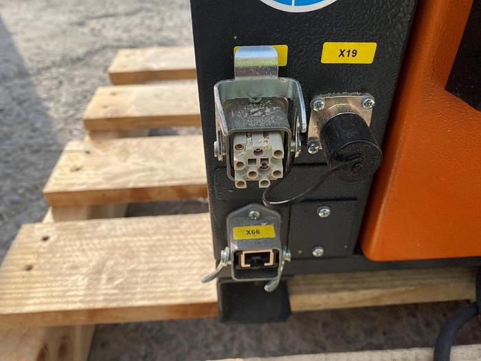 Used 2015 Kuka KR C4 + KR 6 R700 Sixx Robot